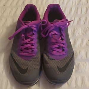Nike running shoe FS lite run 3